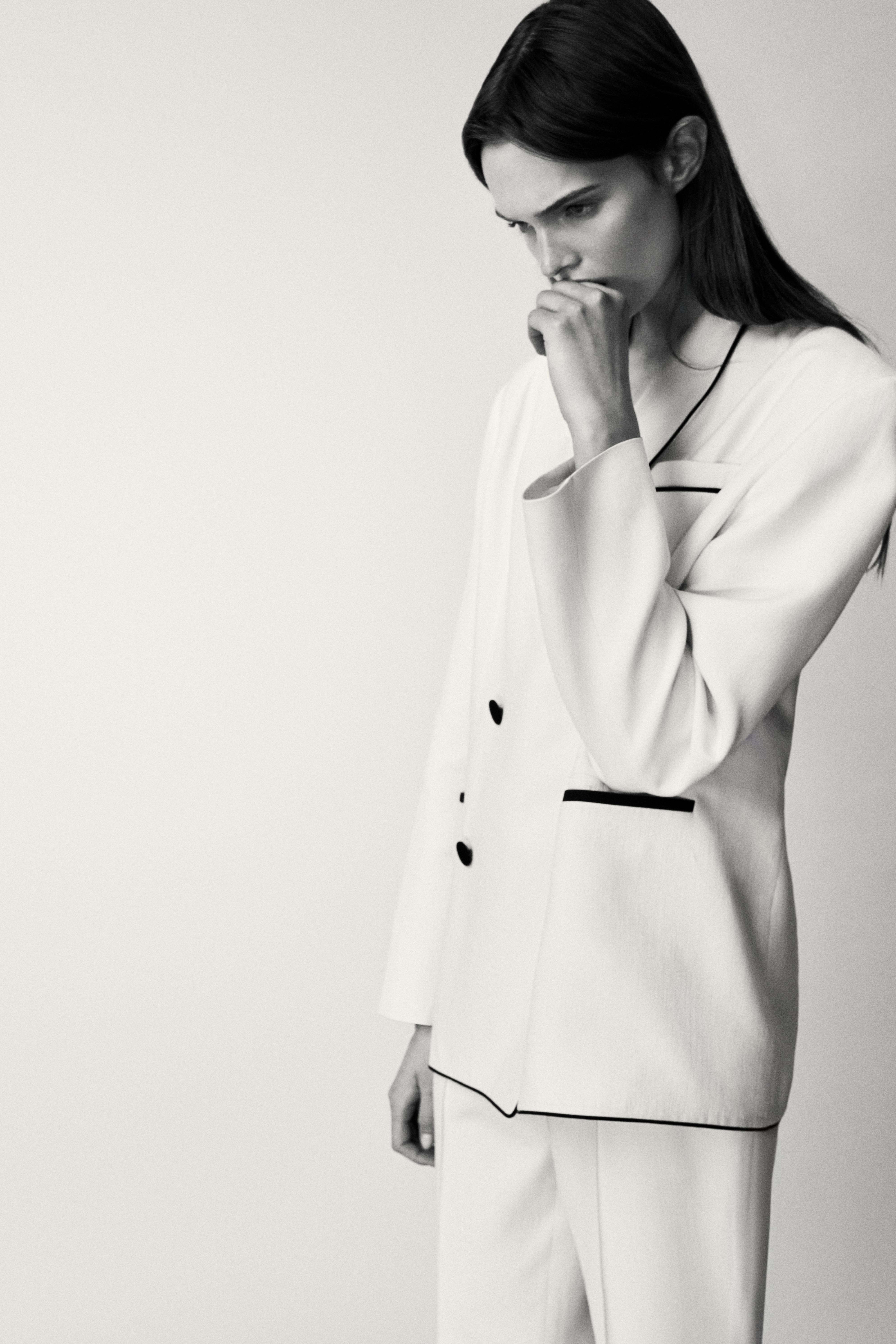 ホワイトブレザー - レディース | ZARA 日本
