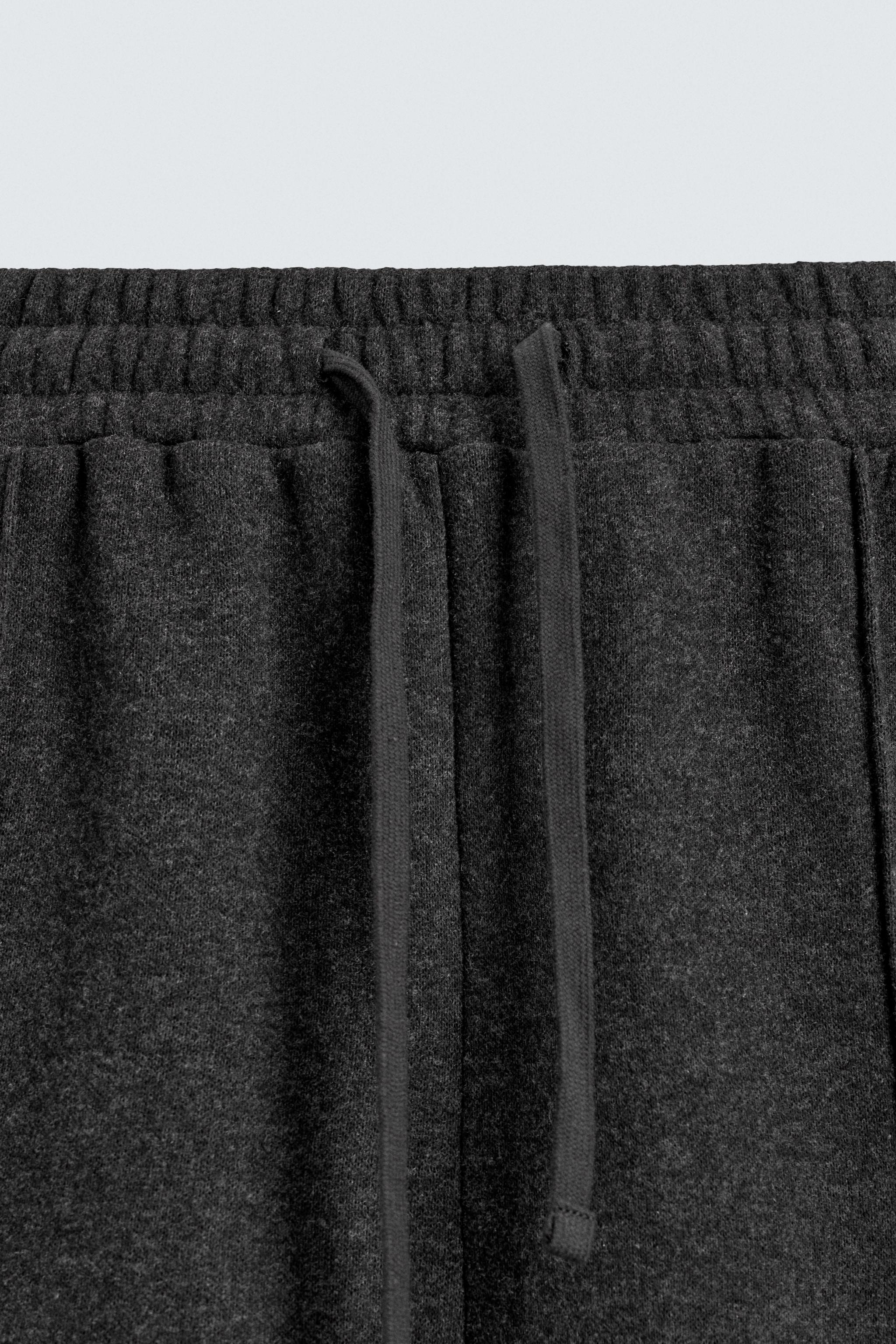 TEXTURED WIDE FIT JOGGER PANTS