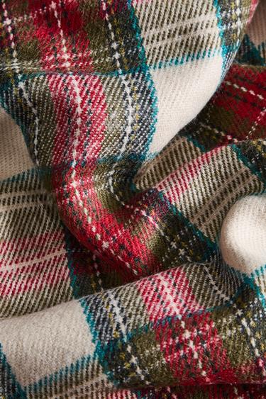 CHRISTMAS TARTAN THROW - Ecru / Red by Zara - Image 3