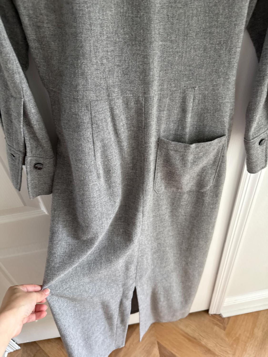 LIMITED EDITION KNOTTED DRESS - Image 3