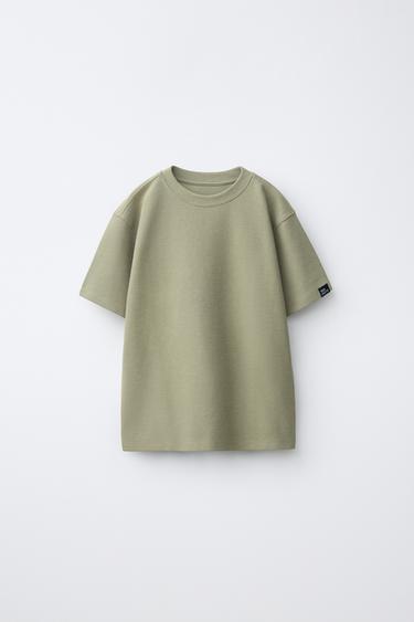 CAMISETA TEXTURA ETIQUETA - Khaki claro de Zara