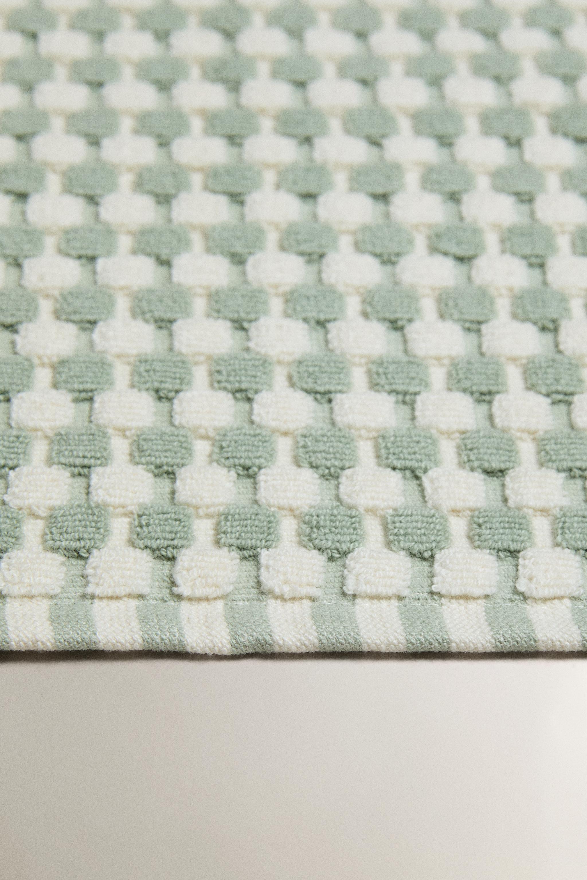 TEXTURED COTTON BATH MAT — Sea green