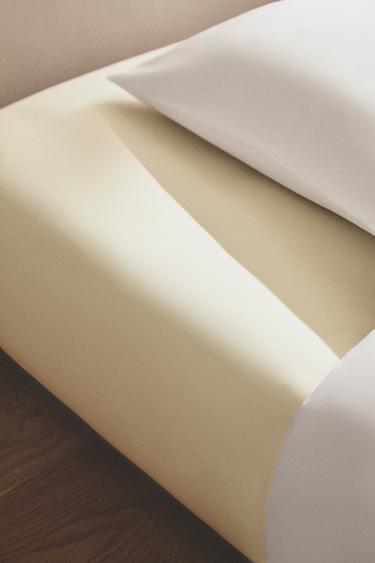 SATEEN FITTED SHEET | 40 CM HIGH (1000 THREAD COUNT) - Cream by Zara - Image 5