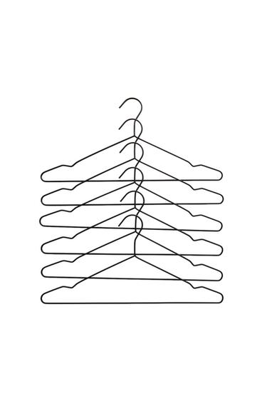 RUBBERISED HANGERS (PACK OF 6) - Black by Zara