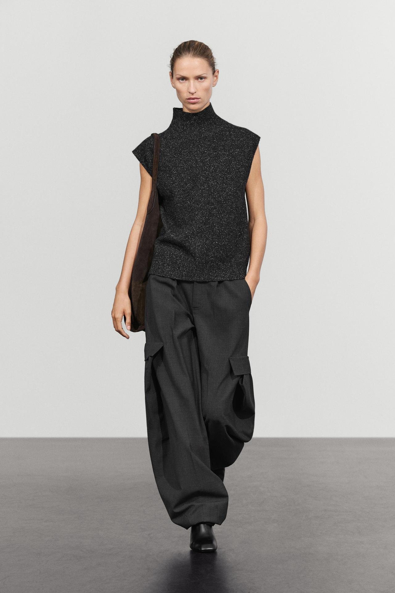 Wool-silk blend knit turtleneck vest — Anthracite Gray