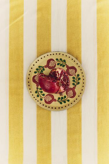POMEGRANATE TERRACOTTA DESSERT PLATE - Ecru / Red by Zara