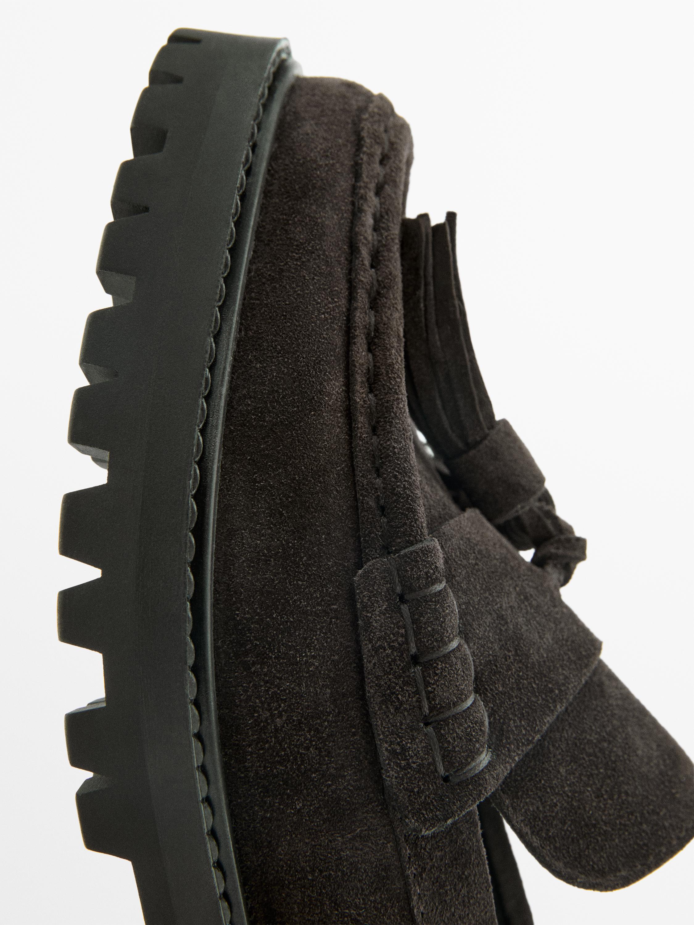 Mocassins à glands et semelle crantée en croûte de cuir