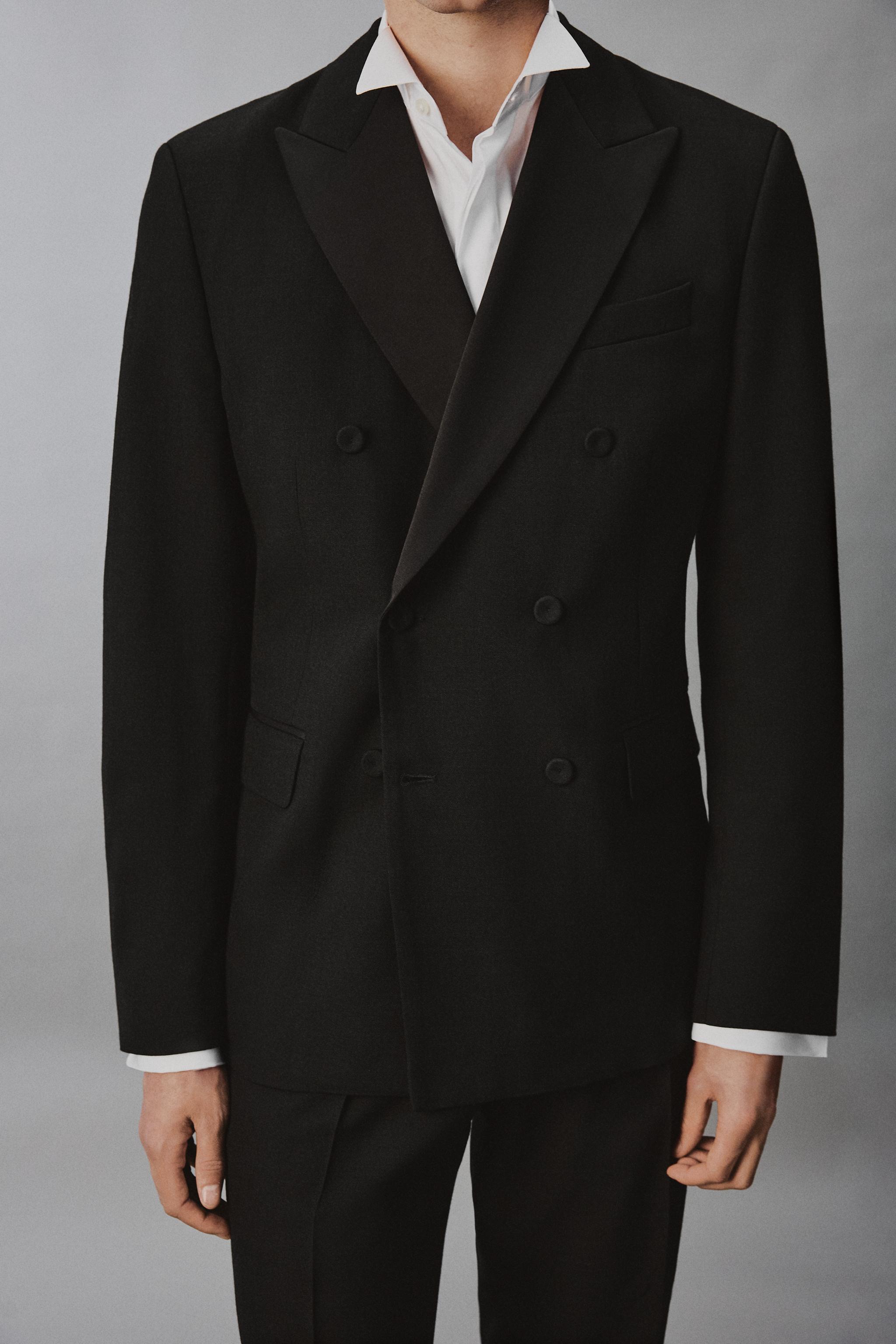 DOUBLE BREASTED TUXEDO BLAZER