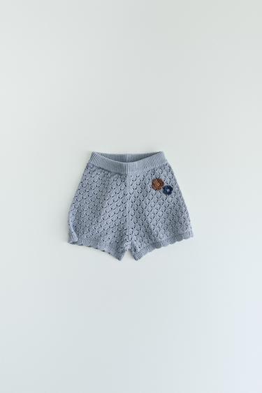 Zara CROCHET FLOWER KNIT SHORTS - Light blue