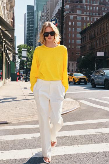 COTTON AND LINEN T-SHIRT - Yellow by Zara