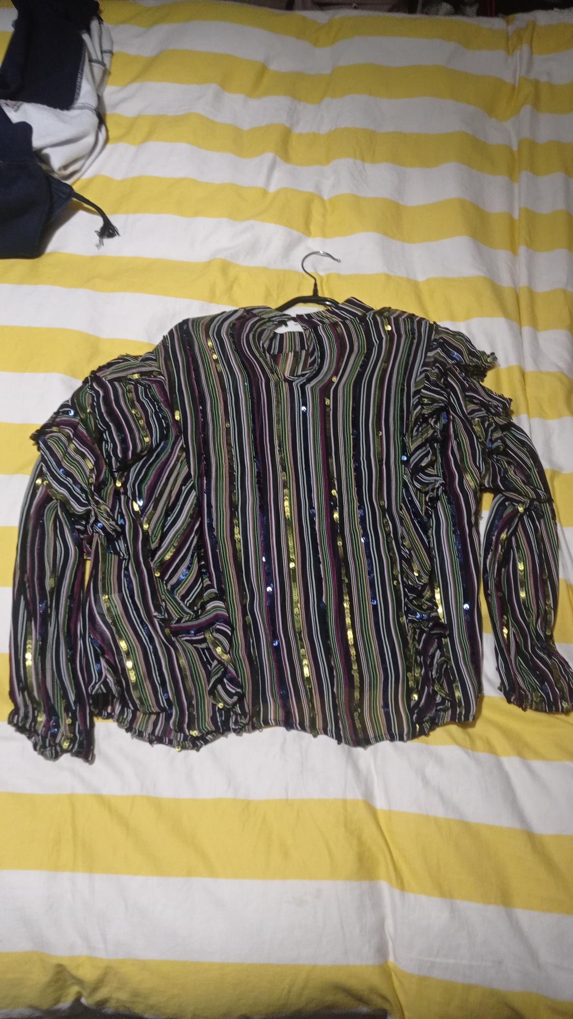 STRIPED TOP WITH SEQUINS - Image 2