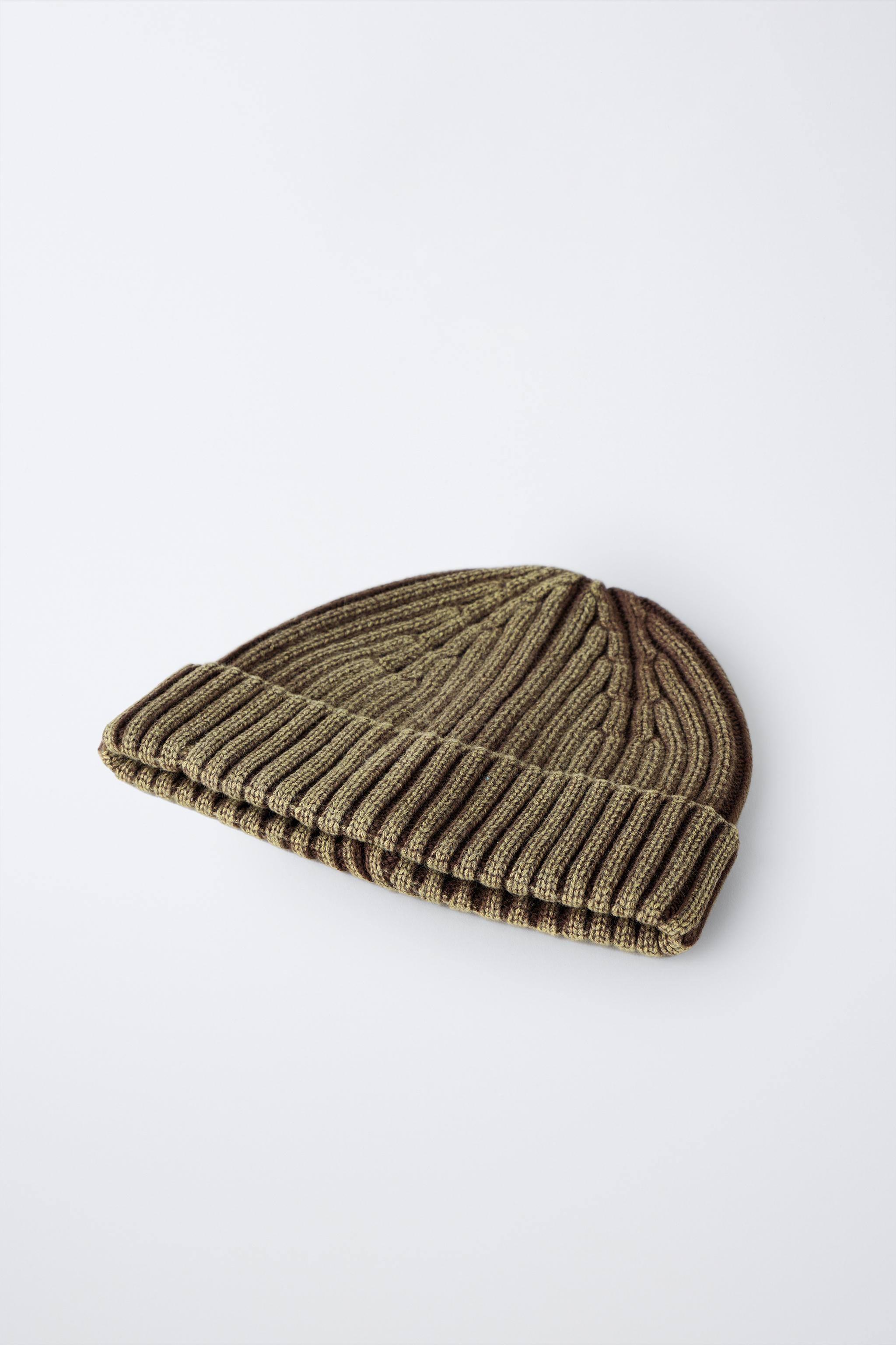 BONNET EN MAILLE À EFFET DÉLAVÉ