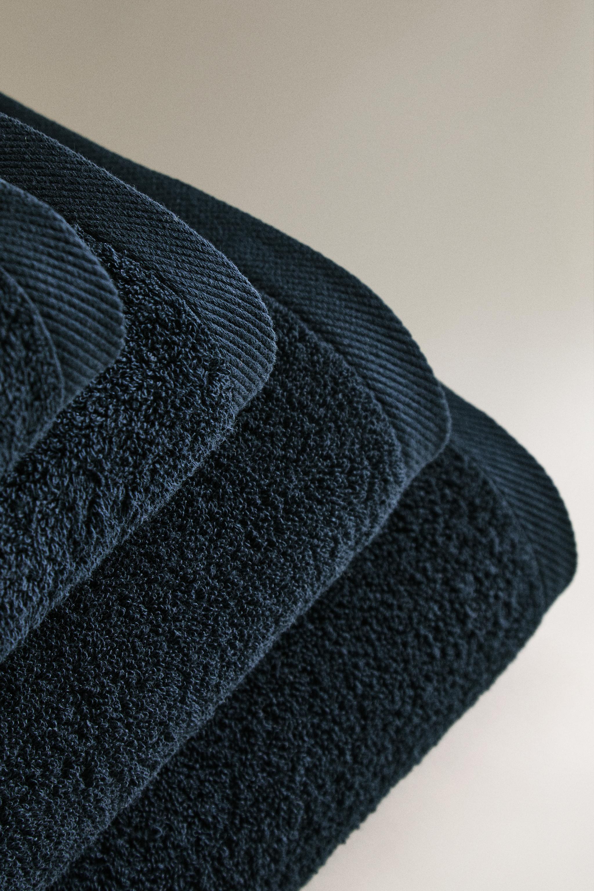 PLAIN COTTON TERRY BATH TOWEL (500 GSM) — Navy blue