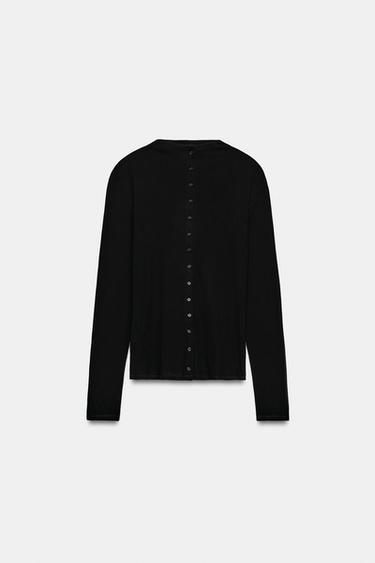 T-SHIRT MED HØJ HALS OG KNAPPER - Sort fra Zara
