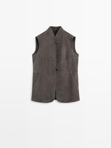 Chaleco piel acabado terciopelo - Negro oro de Zara - Imagen 0