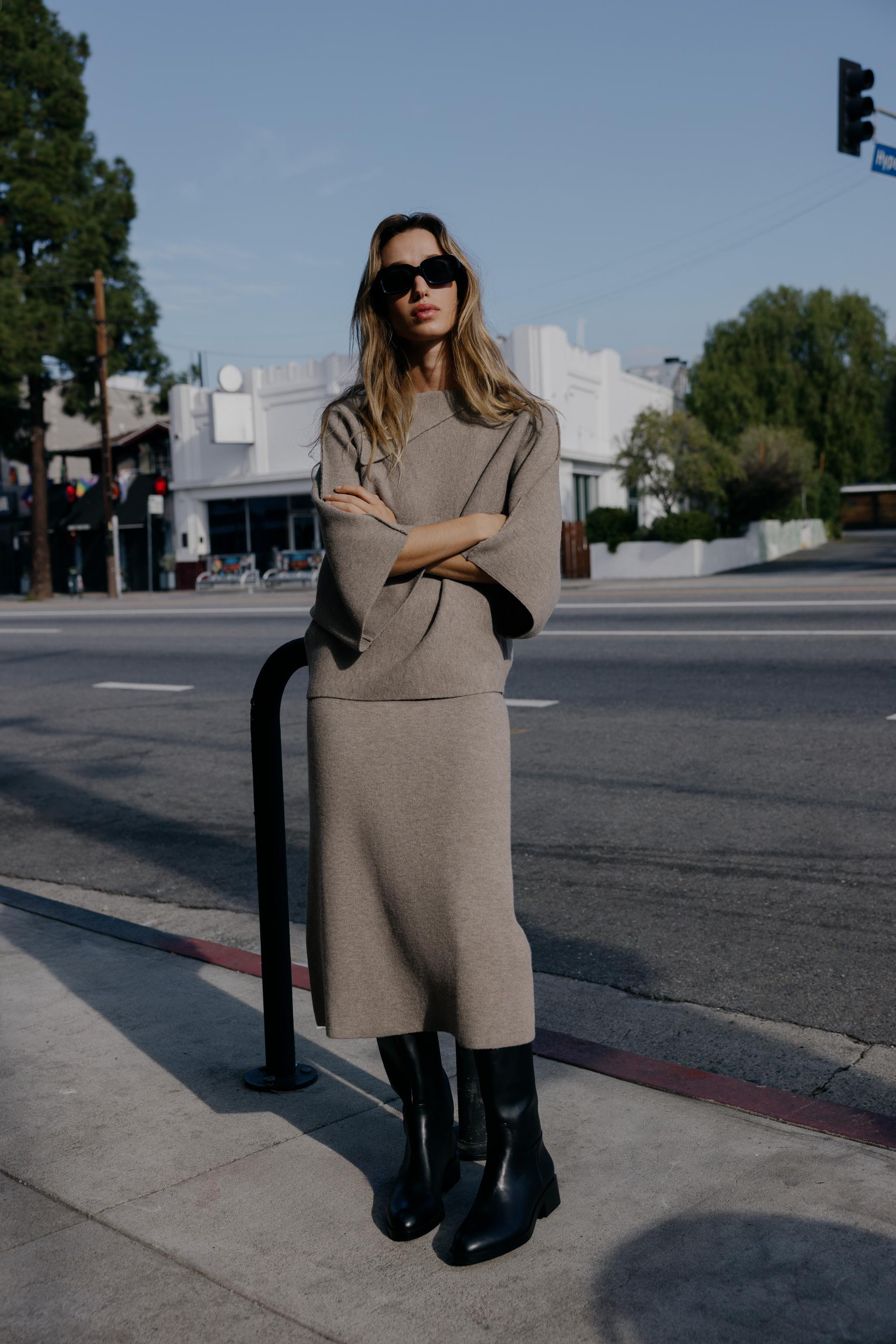 PLAIN KNIT MIDI SKIRT — Sand / Marl (alternate view)