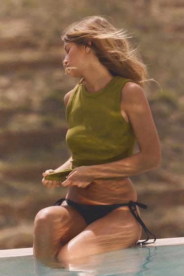 RIBBED TOP - Olive green by Zara