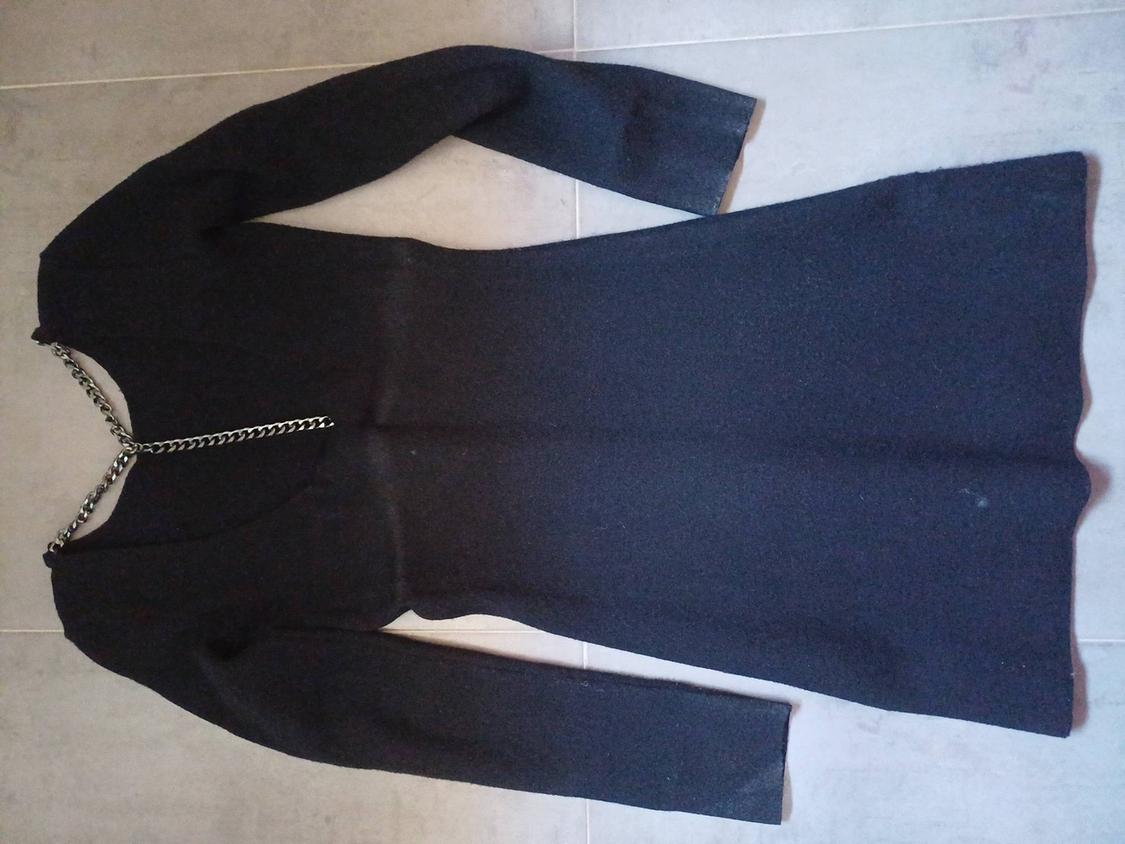KNIT DRESS WITH CHAIN DETAIL - Image 6