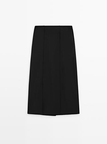 Falda midi recta abertura con lana - Negro de Zara