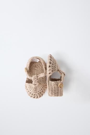 CHAUSSONS EN MAILLE - Marron sable de Zara - Image 7
