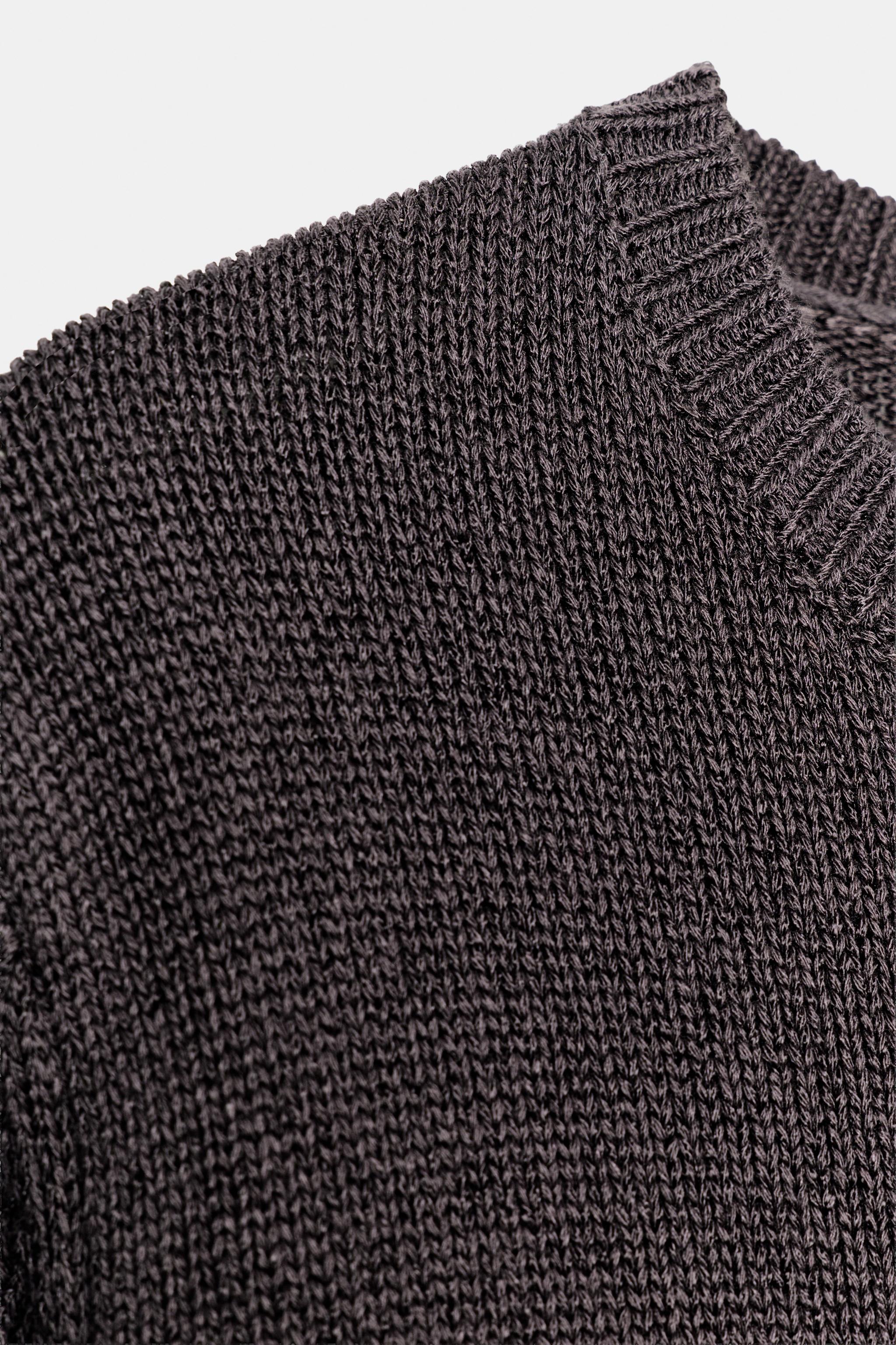 SHORT SLEEVE KNIT SWEATER