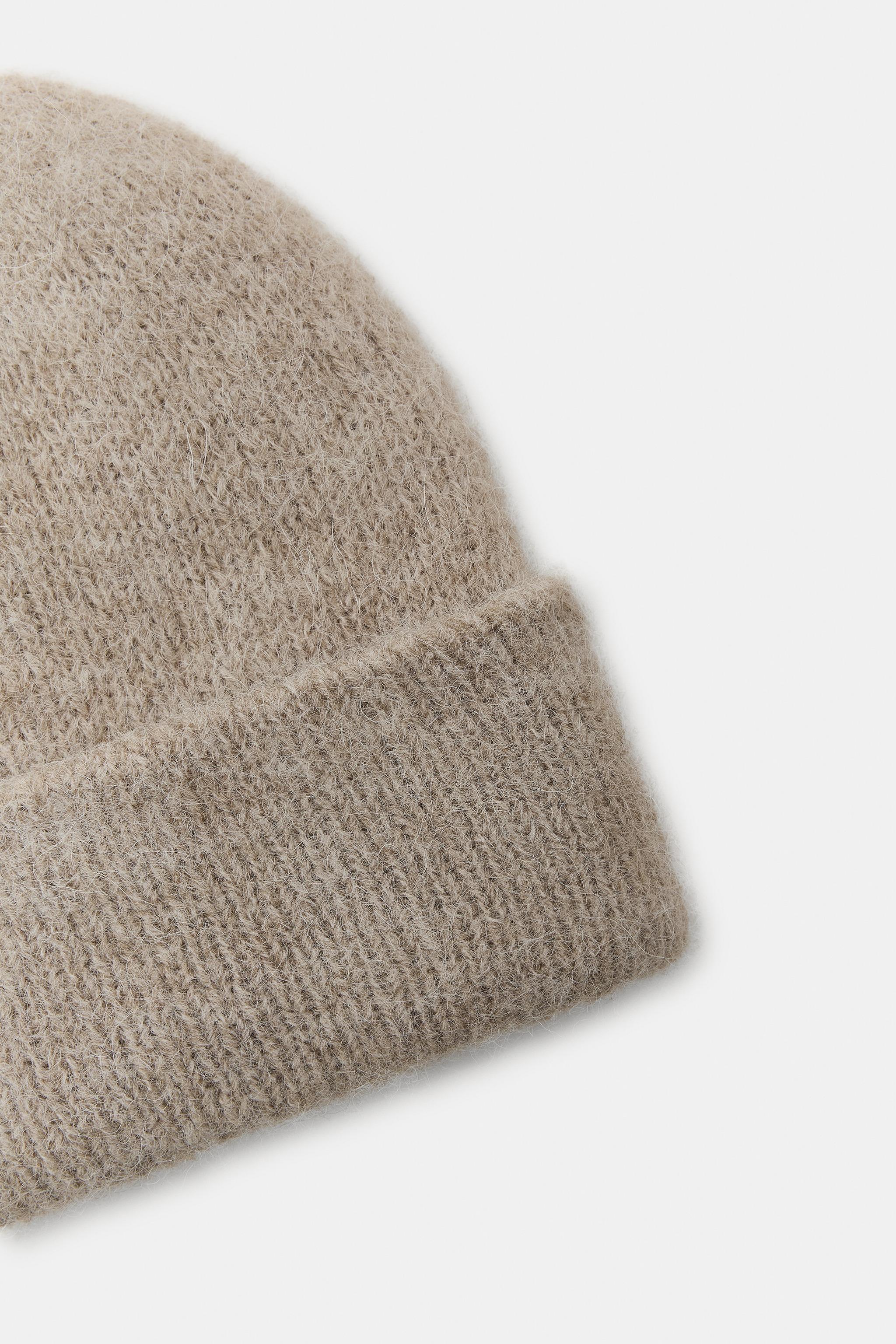 CUFFED KNIT BEANIE