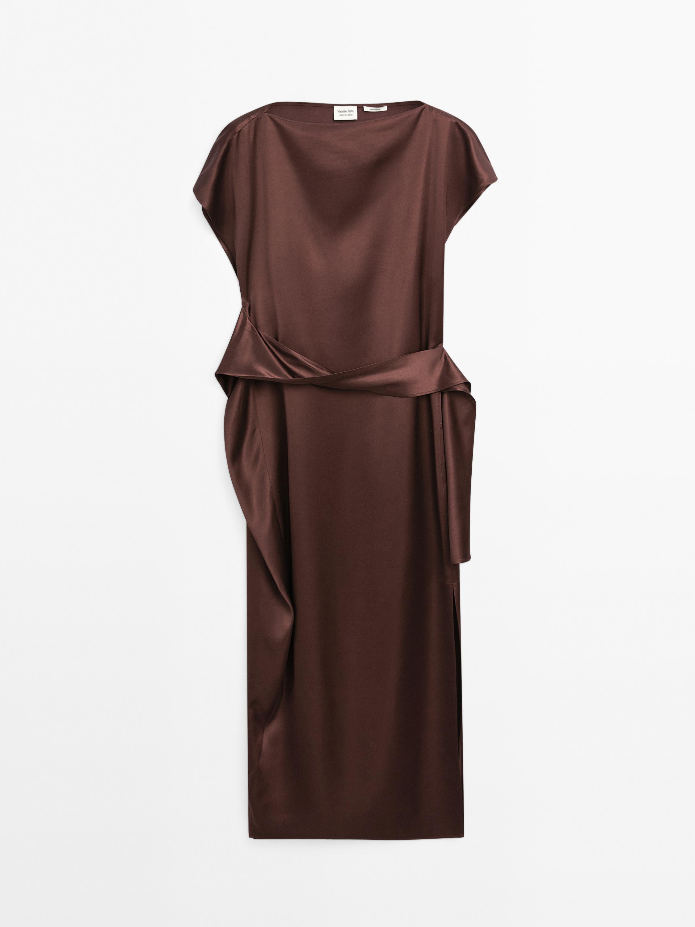 Robe satinée avec ceinture - Limited Edition