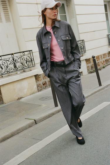 Zaras FISKBENSMÖNSTRAD JACKA MED FICKOR - Grå - Bild 0