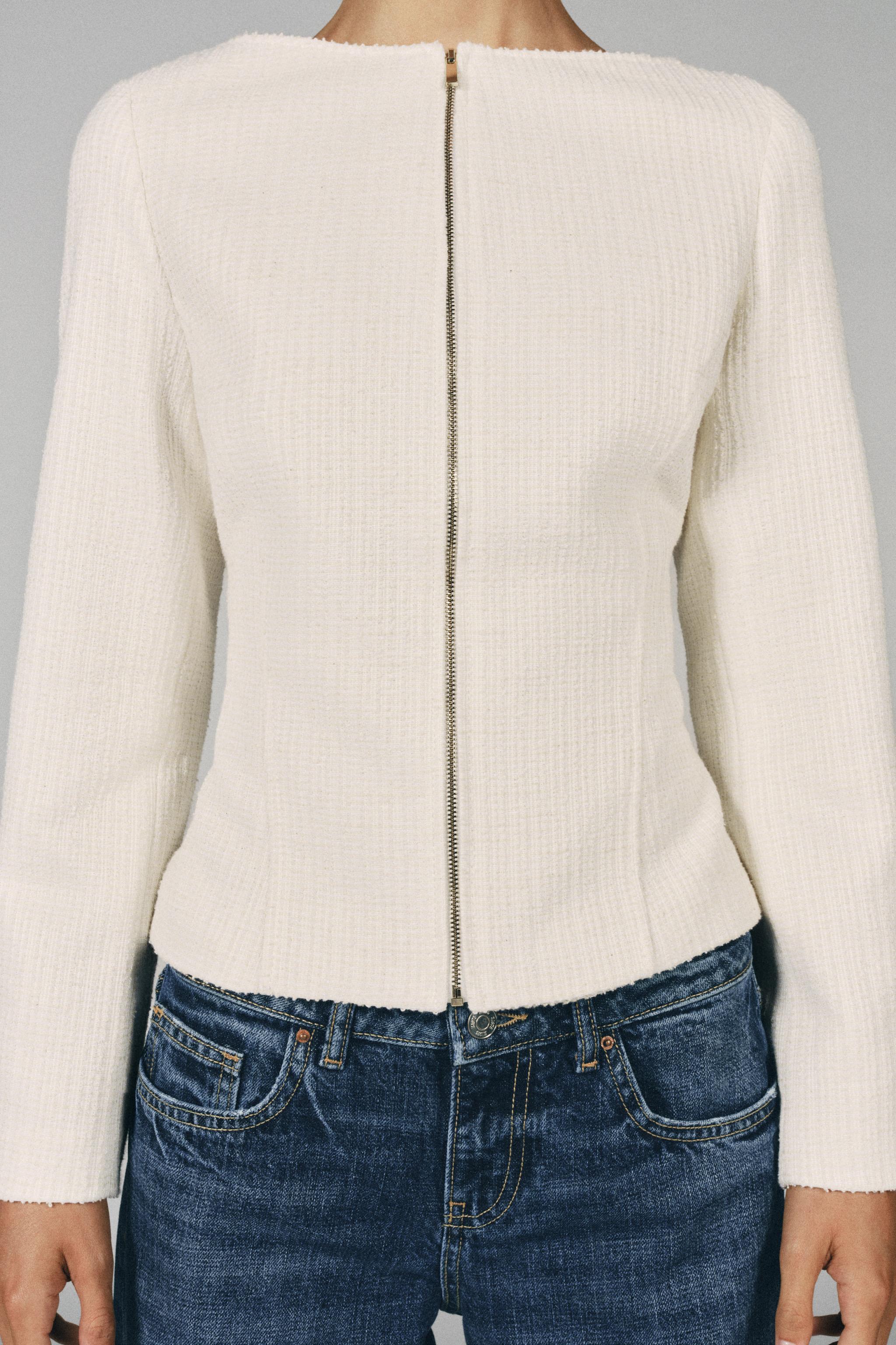 Женские пиджаки Zara STRUCTURED BOAT NECK BLAZER — фото 5