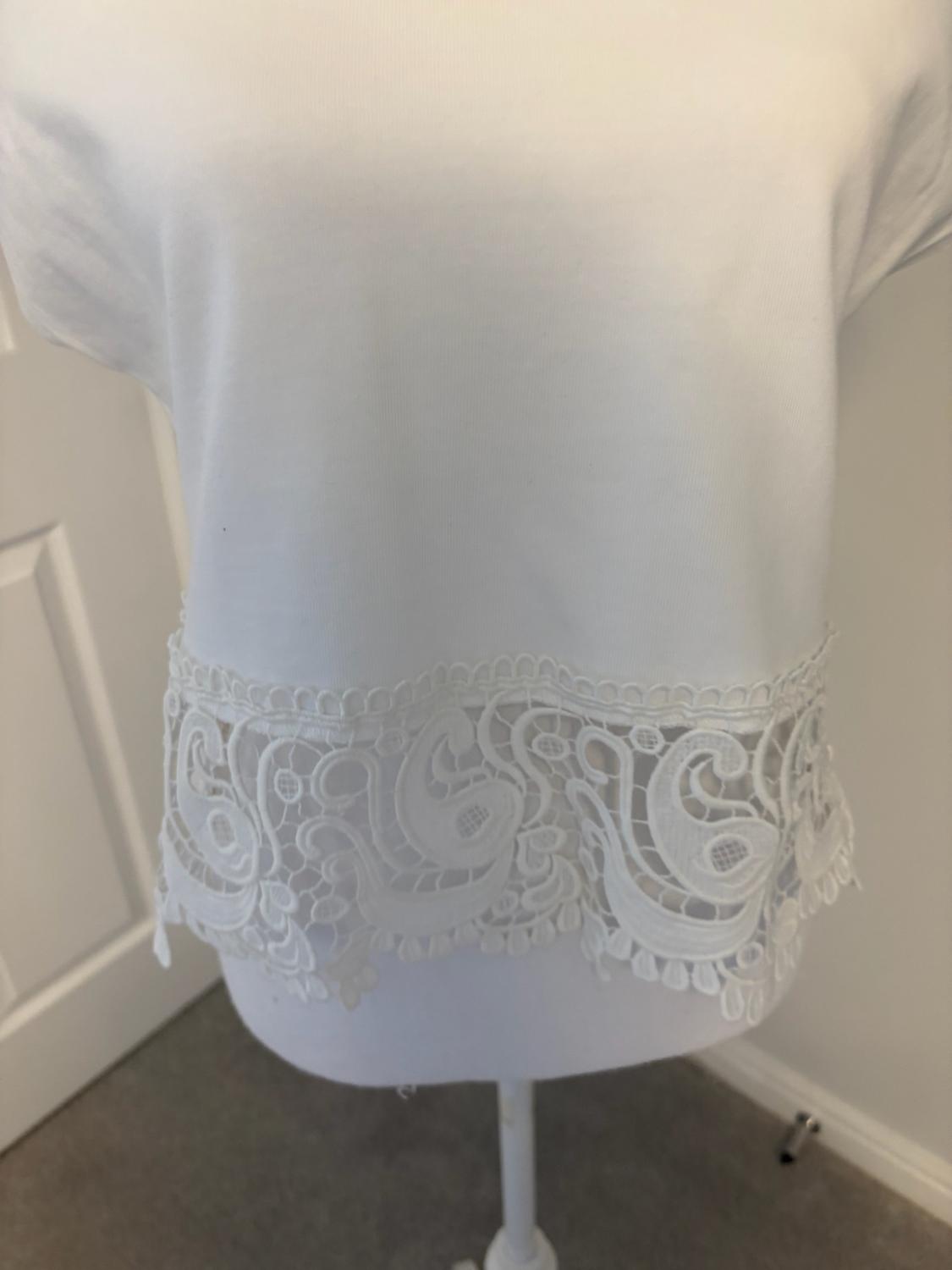GUIPURE COMBINATION T-SHIRT - Image 2