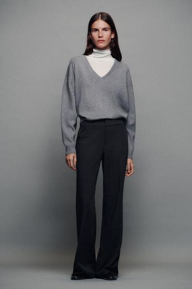 بنطلون مستقيم خصر منخفض - أسود الخاص بـ Zara