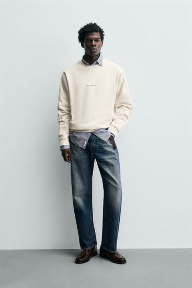 SUDADERA REGULAR FIT TEXTO ESTAMPADO - Blanco roto de Zara