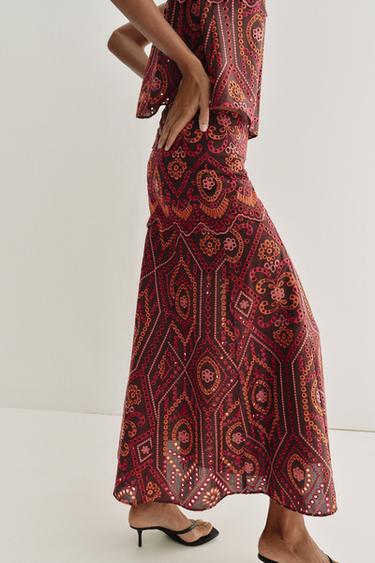 JUPE MI-LONGUE À BRODERIES PERFORÉES - Multicolore de Zara - Image 3