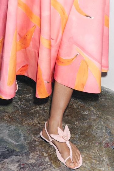FLACHE SANDALE MIT BLUME - Rosa von Zara - Bild 0