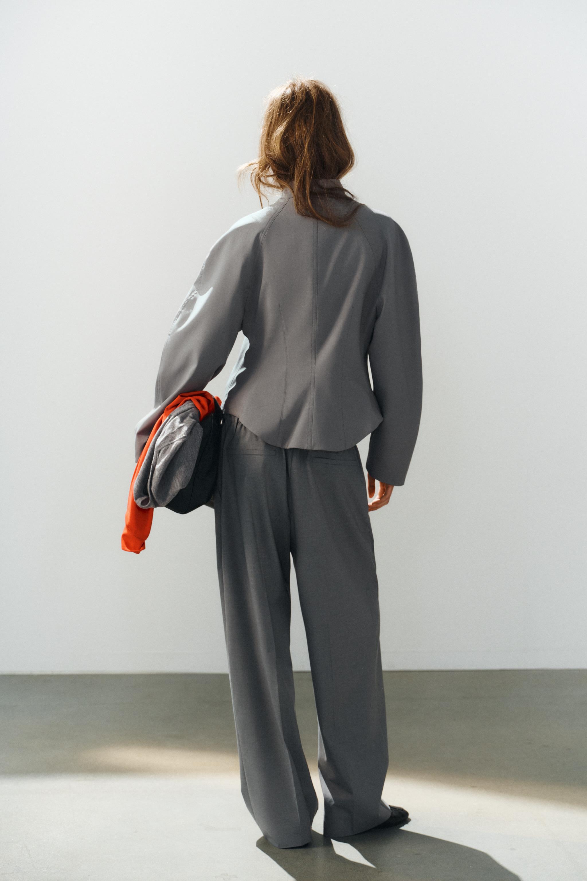 Женские брюки Zara ELASTIC WAIST PLEATED TROUSERS — фото 4