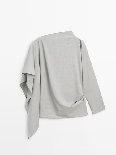 Blusa asimétrica volante 100% lana - STUDIO - Gris claro de Zara