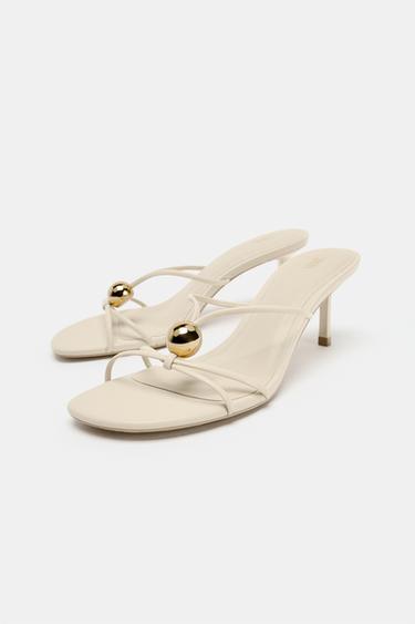 SANDALES À TALONS AVEC DÉCOR MÉTALLIQUE - Écru de Zara - Image 3