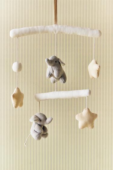 CHILDREN’S ELEPHANT COT MOBILE - Grey / Beige by Zara