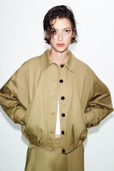 جاكيت بتصميم بالون - كاكي الخاص بـ Zara