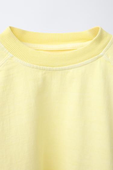 ENSEMBLE T-SHIRT ET BERMUDA TEINT EN PIÈCE - Jaune de Zara - Image 5
