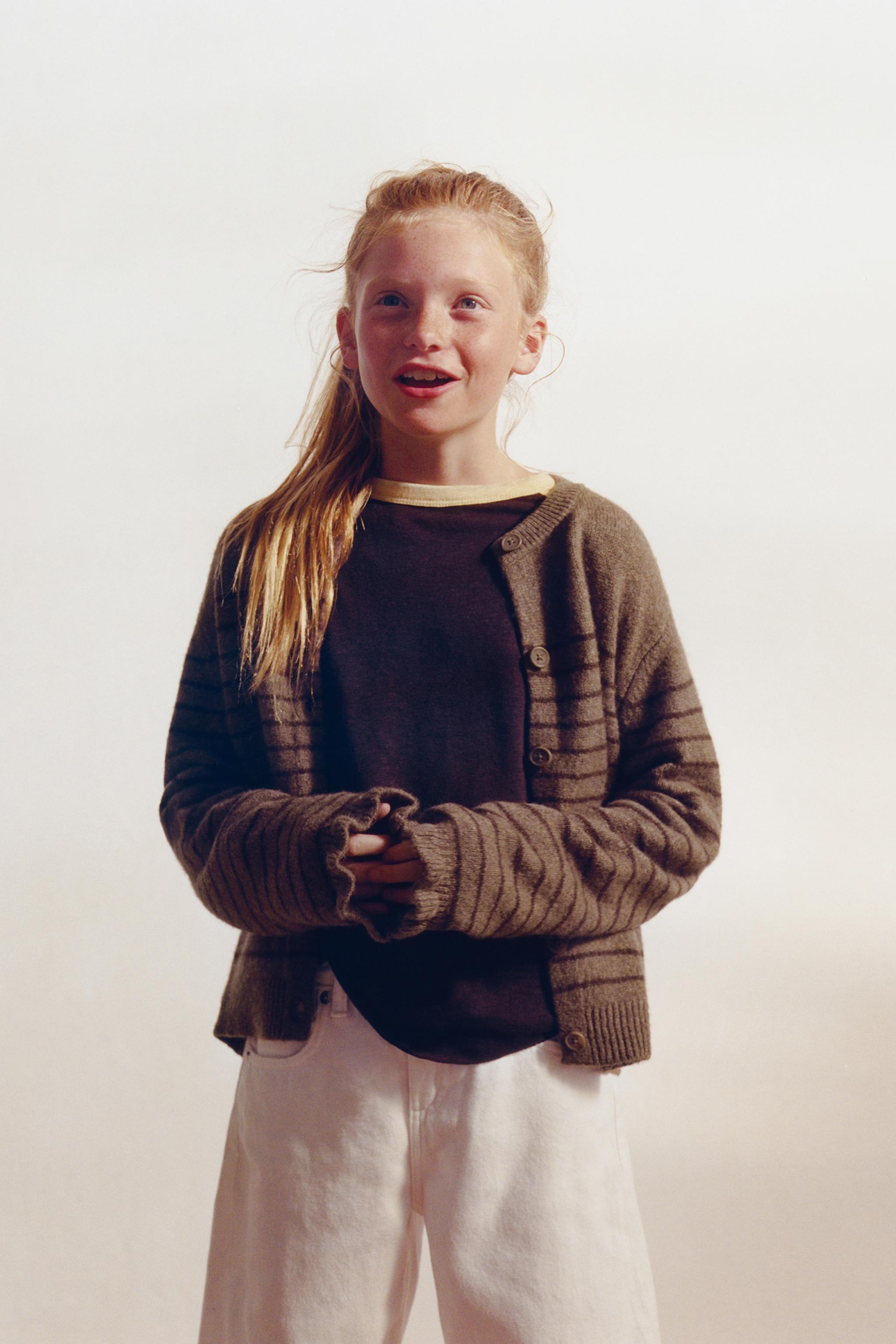 STRIPED RUFFLE KNIT CARDIGAN — taupe brown