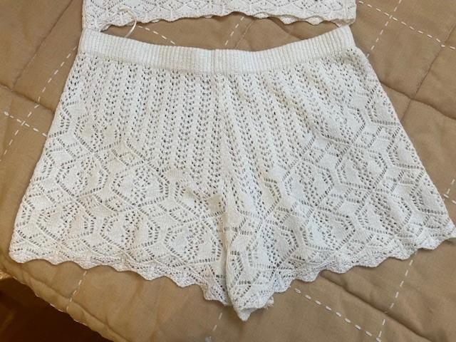 CUT-OUT SHORTS - Image 2