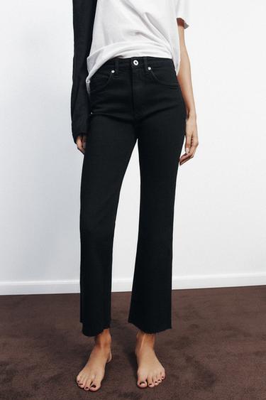 JEANS TRF CROPPED FLARE بخصر عالٍ - أسود by Zara