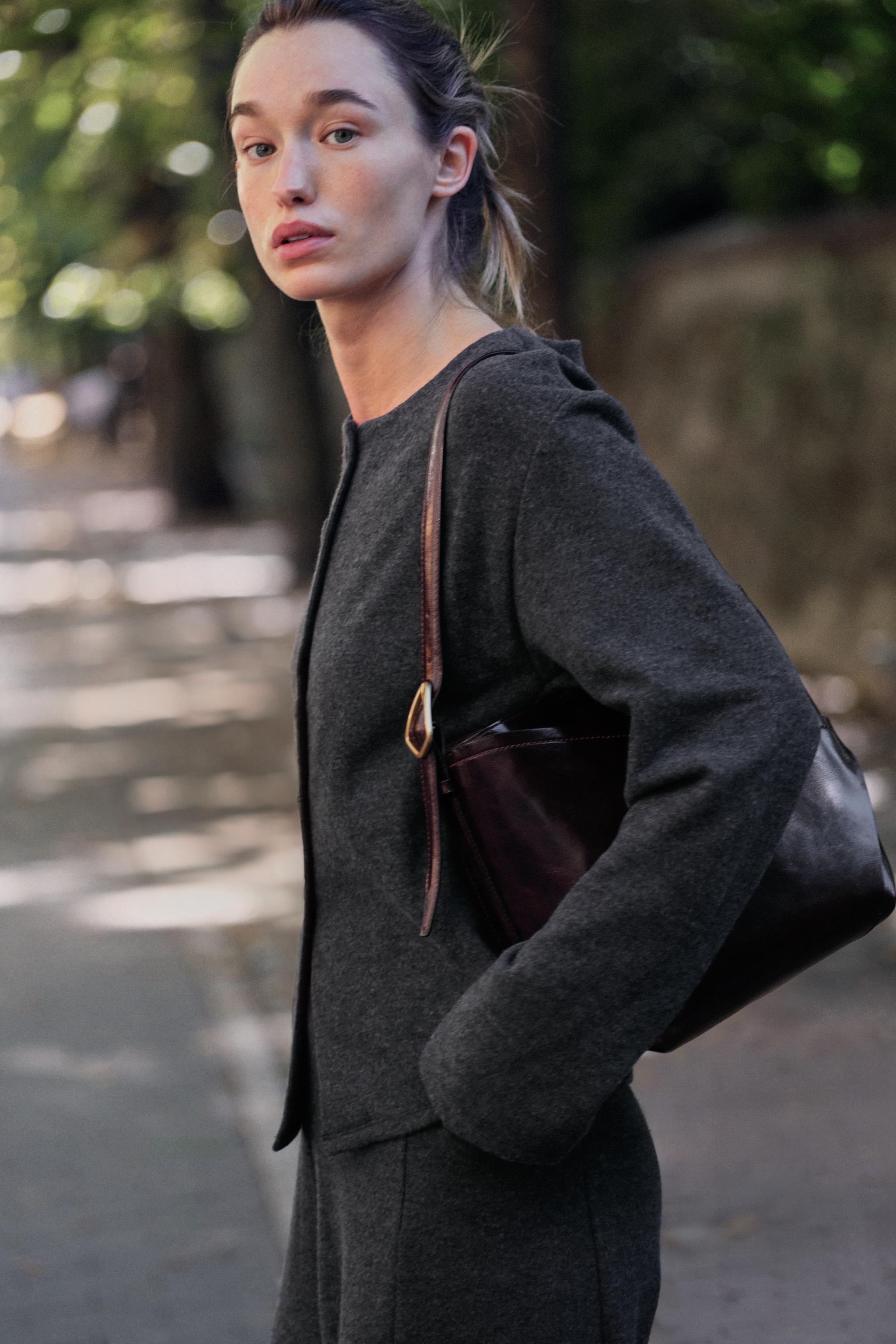 SOFT FITTED CARDIGAN