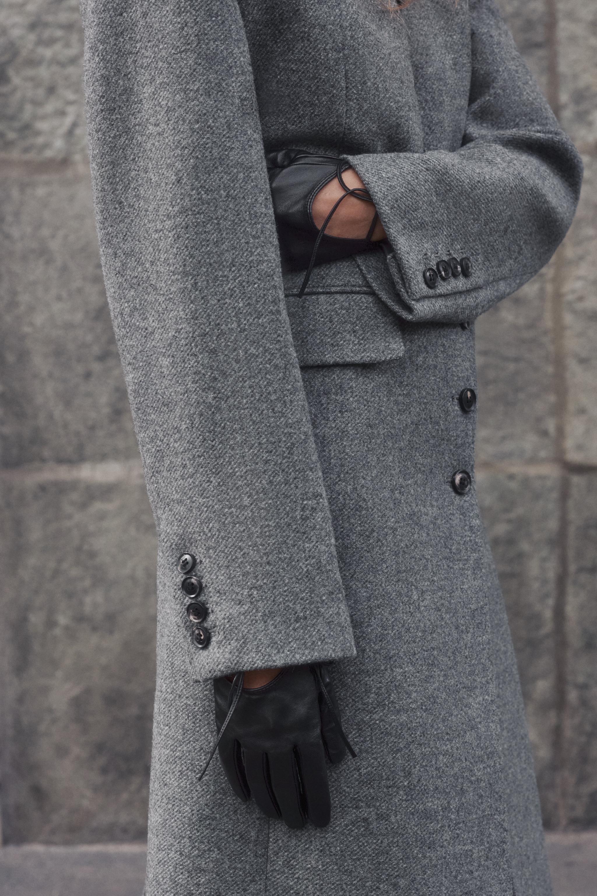 100% LEATHER SHORT GLOVES WITH TIE