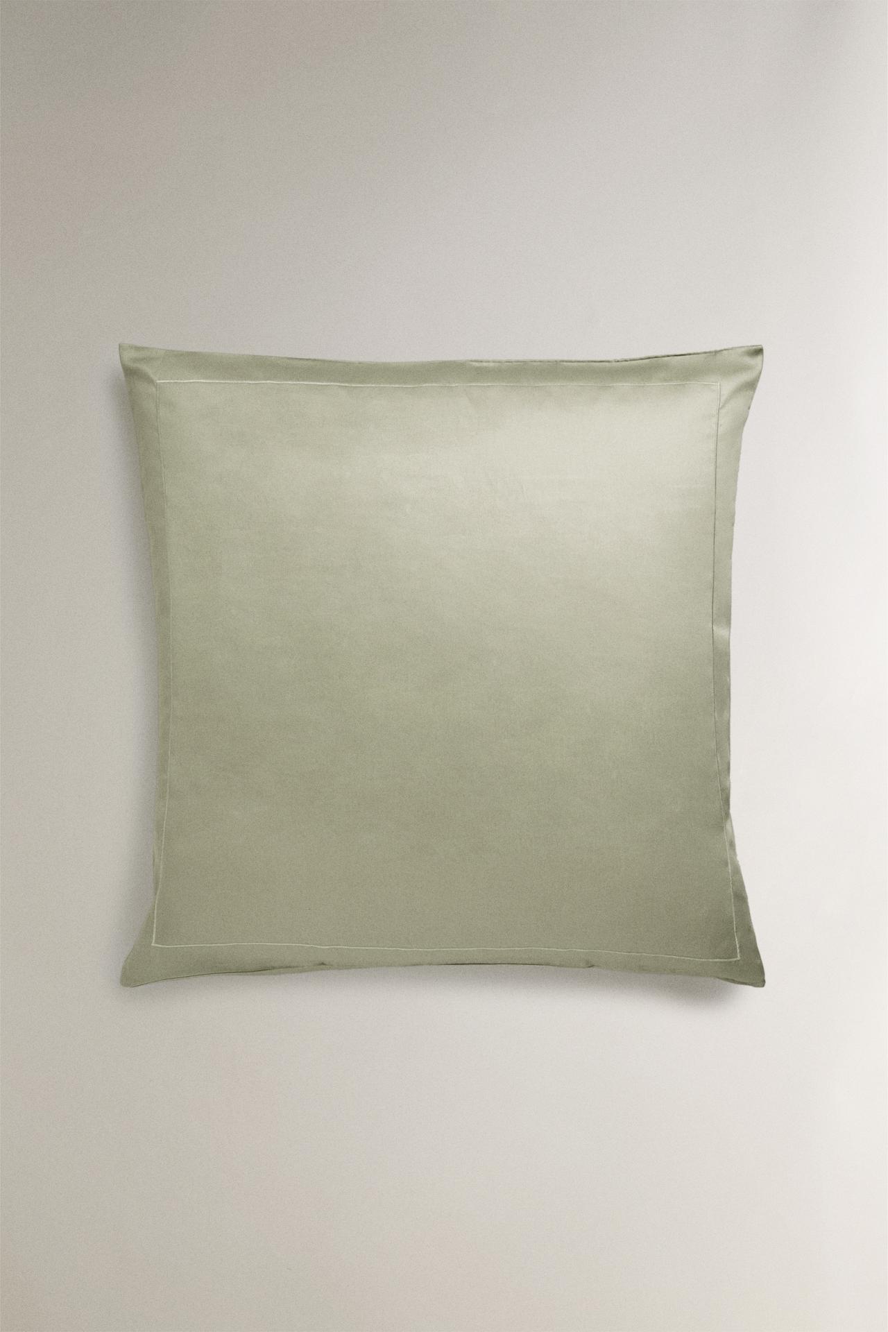 SATEEN PILLOWCASE WITH FESTOON DESIGN (300 THREAD COUNT) — Green