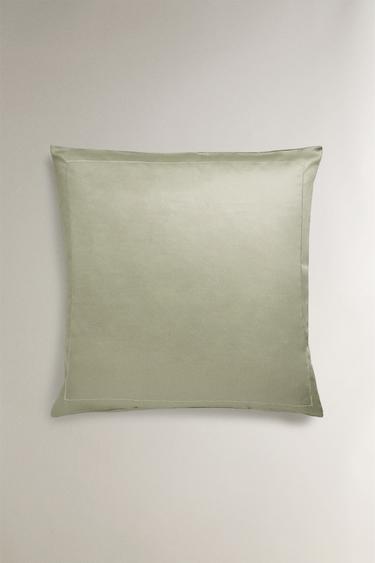 TAIE D’OREILLER SATIN FESTON (300 FILS) - Vert de Zara - Image 1