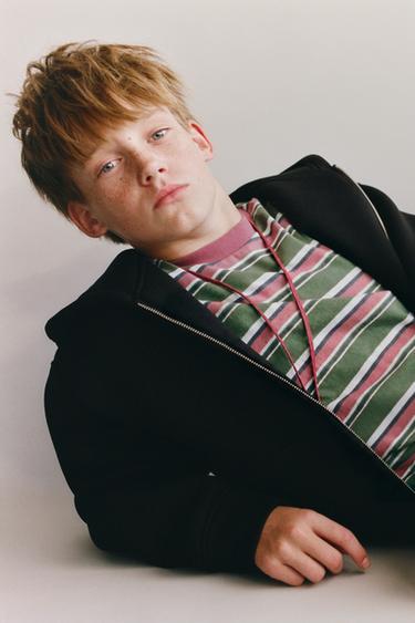 ТОЛСТОВКА БАЗОВАЯ ИЗ НЕОПРЕНА — ЧЕРНЫЙ от Zara