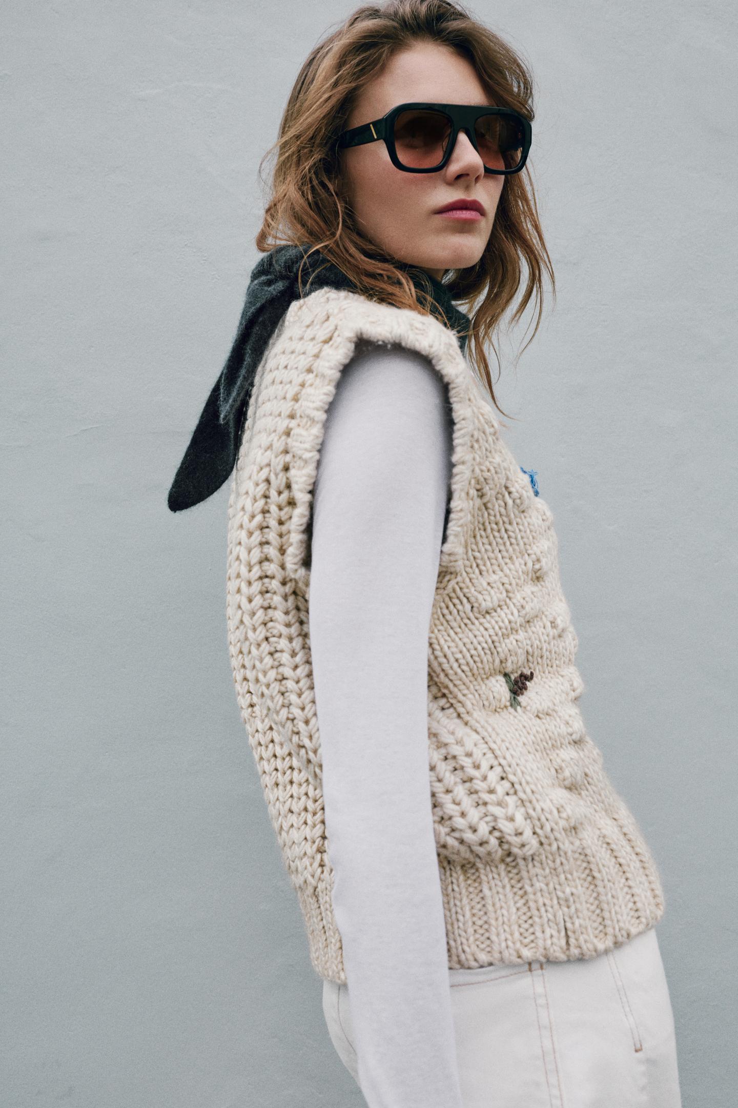 Женский жилет Zara Structured Oversized Knit, цвет: Экрю — фото 5