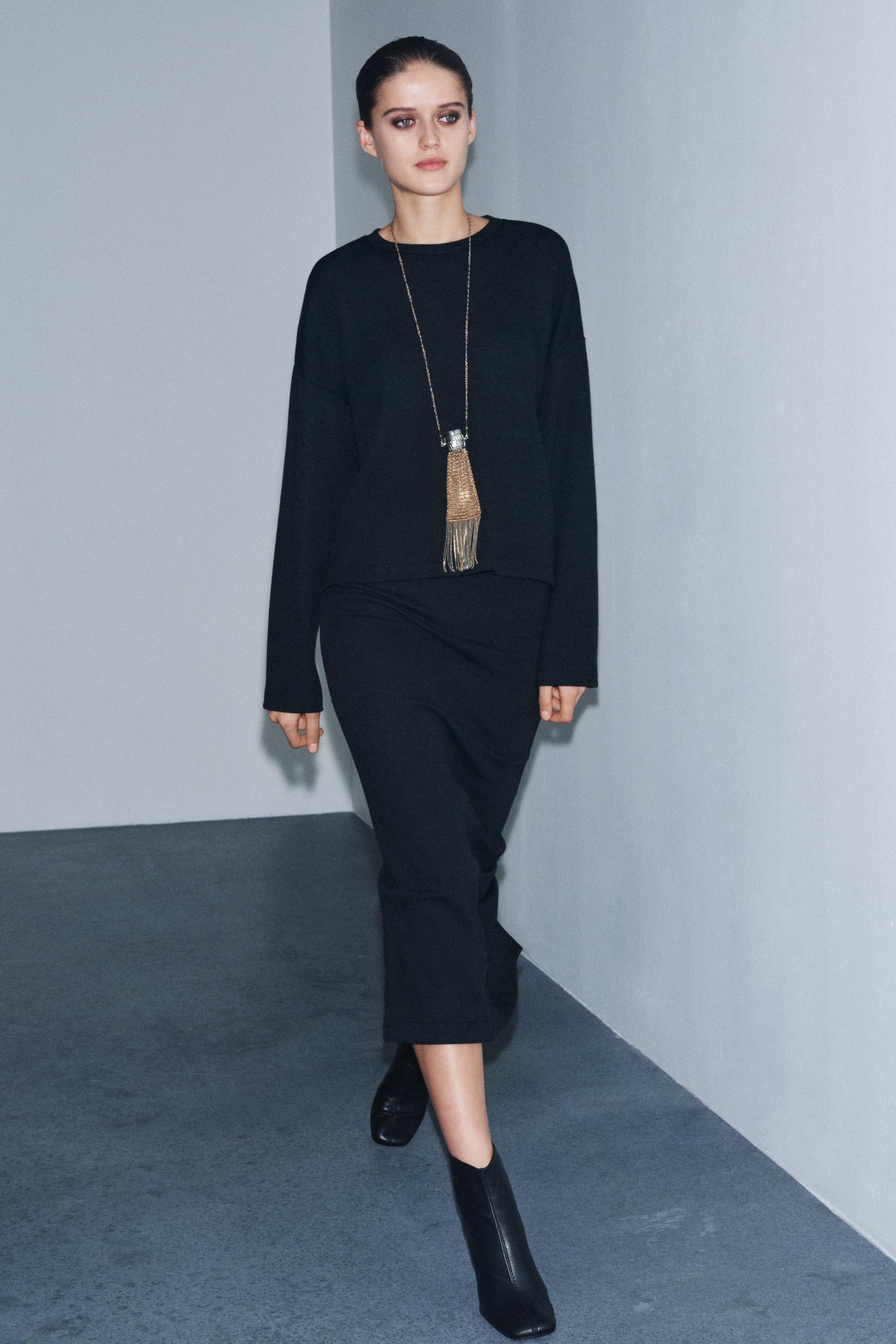 SOFT MIDI SKIRT — charcoal grey